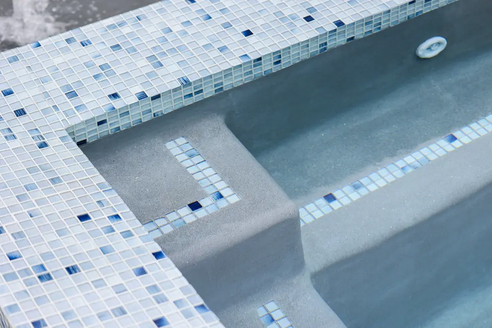 Close-up of clean waterline tile edge